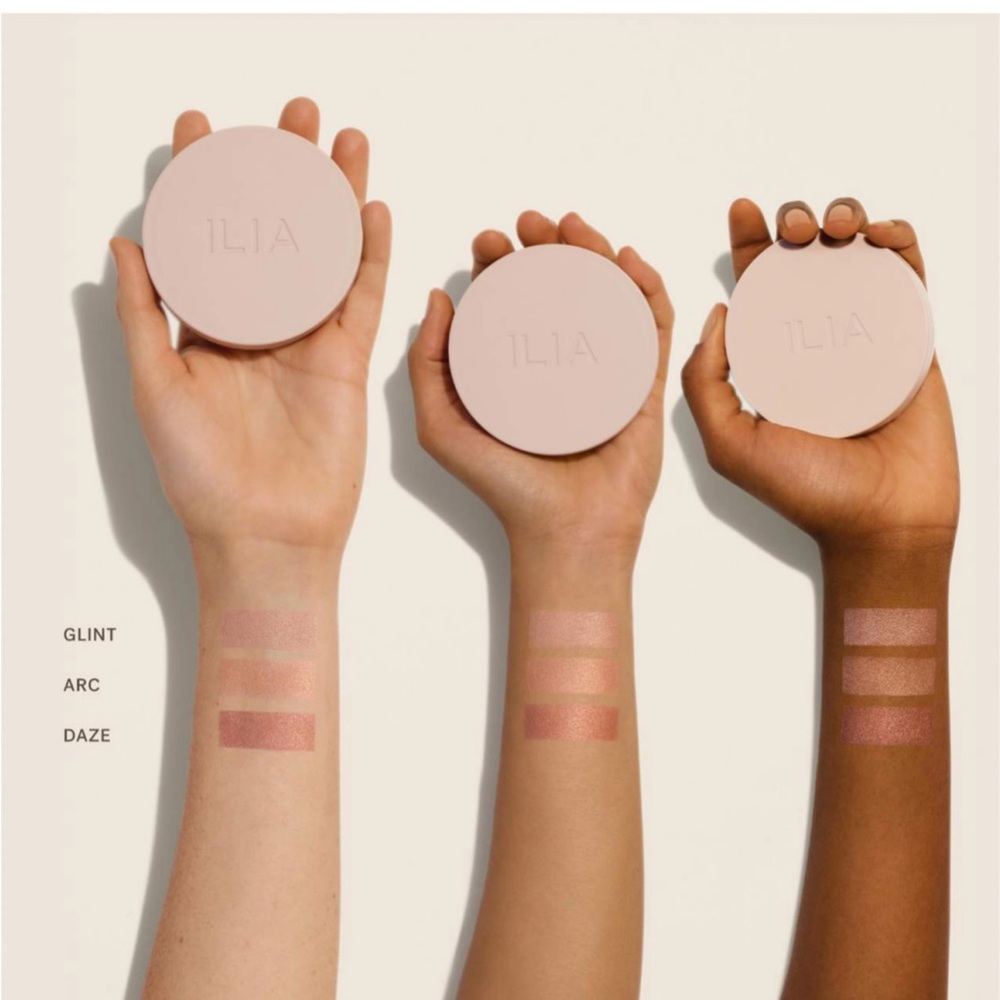 ILIA Lightshift Cream Highlighter - Picture 2 of 7
